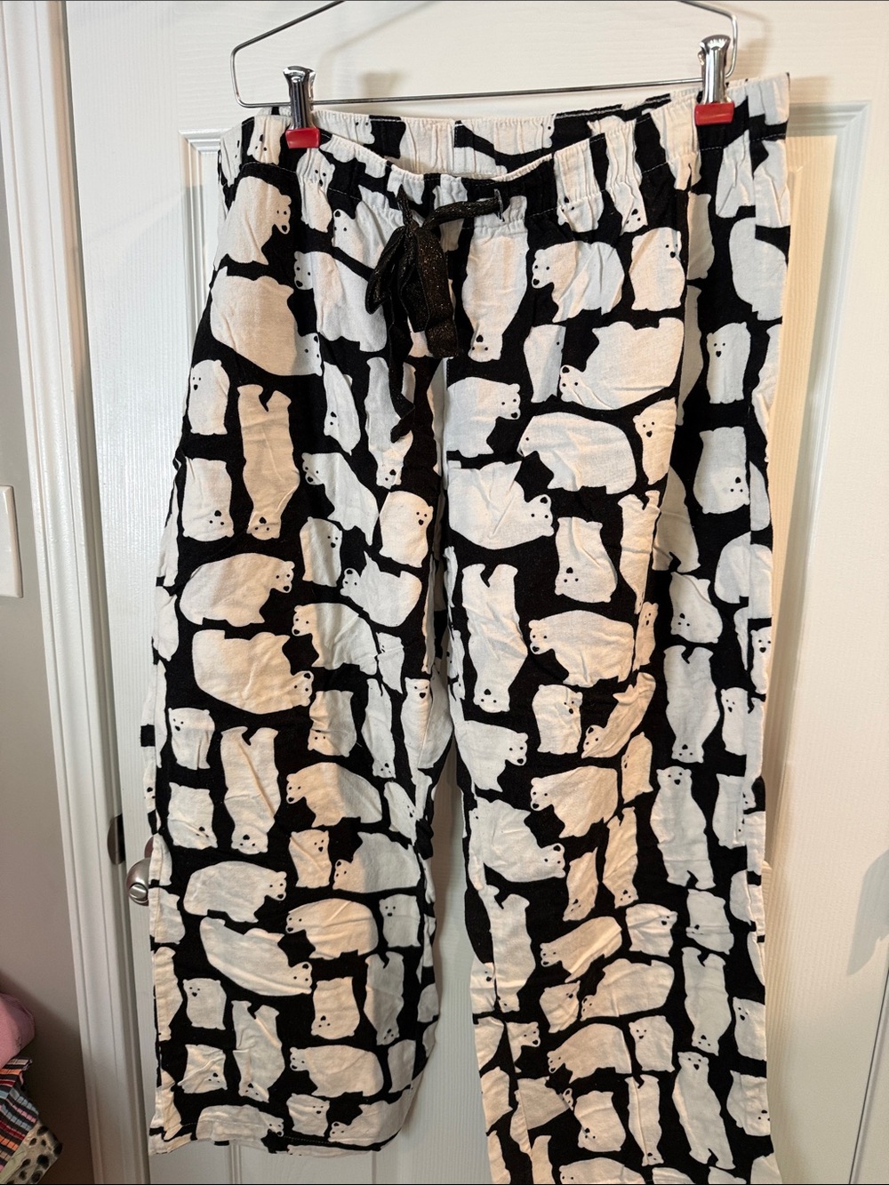 Old Navy Black and White Polar Bear Print Pajama Pants